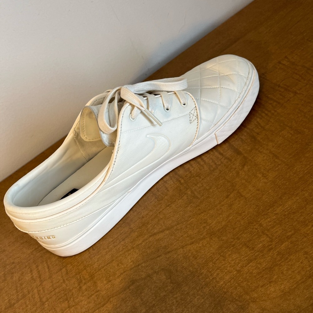 Men’s Nike SB Sneakers - Picture 8 of 12
